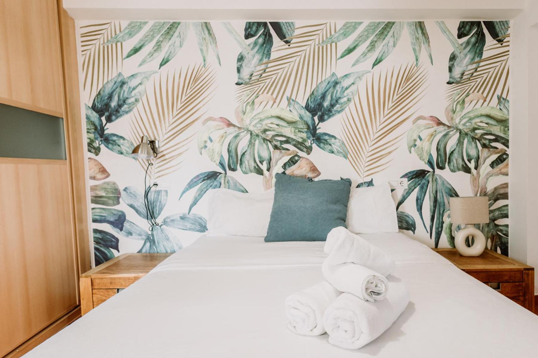Spacious Central Apartment Sevilla Bagian luar foto
